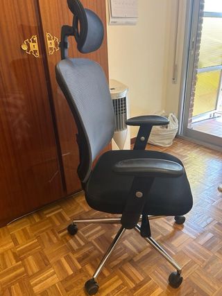 Silla ergonómica oficina con reposacabezas