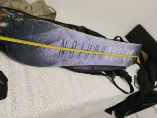 Tabla de Snowboard y Funda Dakine