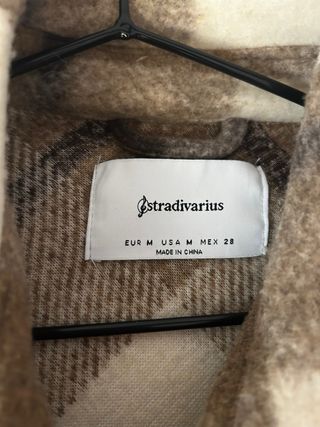 Sobrecamisa cuadros marrón Stradivarius