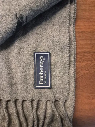 Bufanda Burberrys Gris