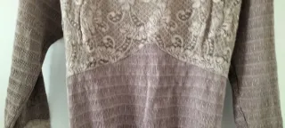 Lote 2 bodys encaje elásticos y adaptables.