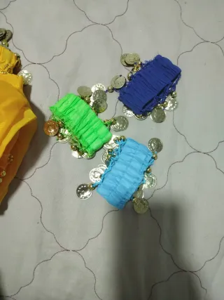 Disfraz Danza Árabe diademas y pulseras