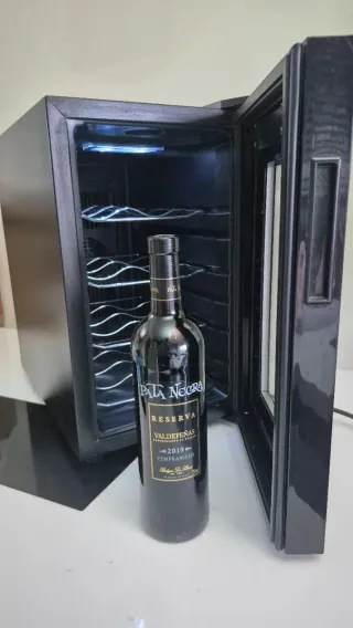 Vinoteca Saivod Negra