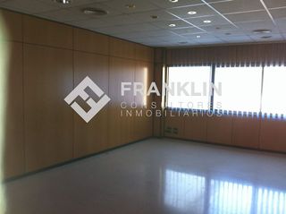 Nave industrial en alquiler en Sant Celoni