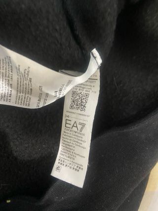 Sudadera Emporio Armani EA7 Negra