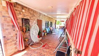 Chalet en venta en Santa Maria de Trassierra en Córdoba