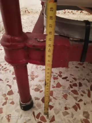 Cama antigua de forja