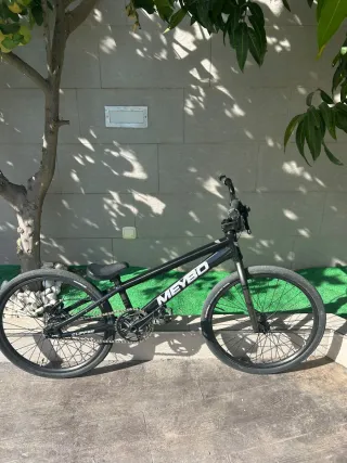 Bicicleta BMX Race Meybo Expert