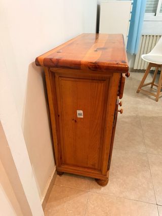 Mueble de salón de madera