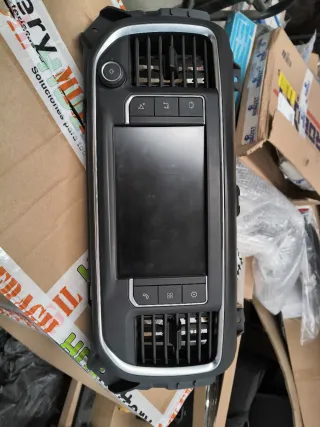 Pantalla Citroen Jumpy Traveller Spacetourer