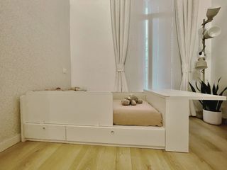 Cama infantil convertible Kenay Mins Montessori