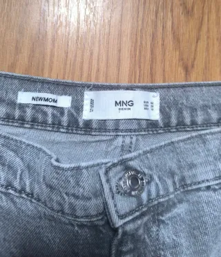 Pantalón vaquero gris