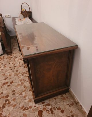 Escritorio de madera