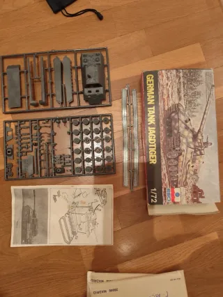 Maqueta Tanque Alemán Jagdtiger ESCI 1/72