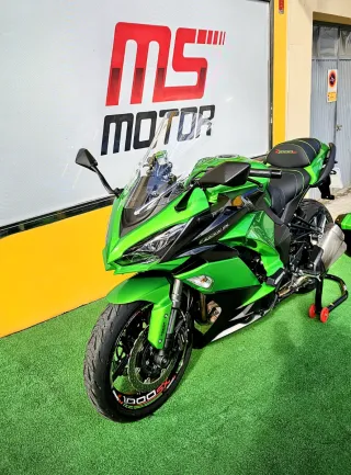 Kawasaki Z1000SX
