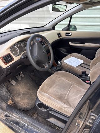 Despiece Peugeot 307 Motor NFU 1.6 Gasolina