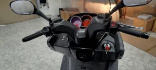 Kymco Super Dink 300I Maxi Scooter