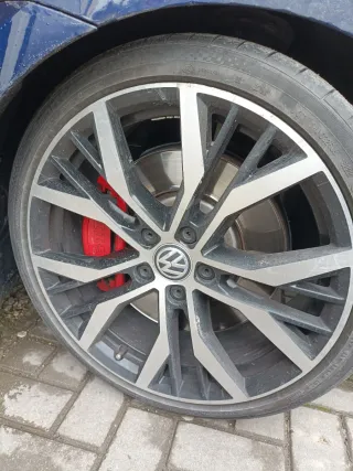 Llantas Originales Volkswagen Golf GTI 19