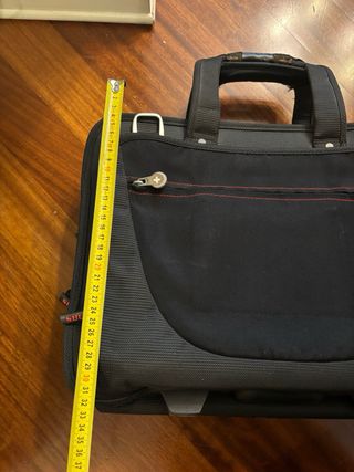 Borsone porta pc e documenti a scomparti rotelle