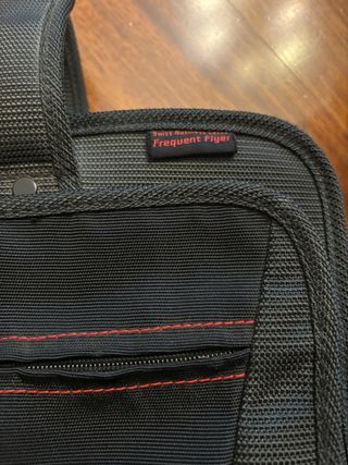 Borsone porta pc e documenti a scomparti rotelle