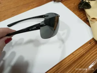 Gafas de sol oscuras