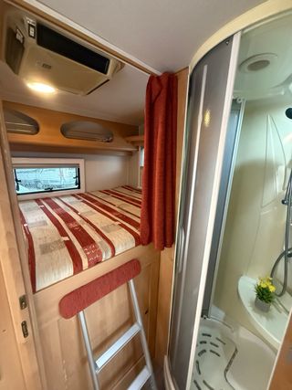 Autocaravana garaje XXL/portamotos/5 plazas