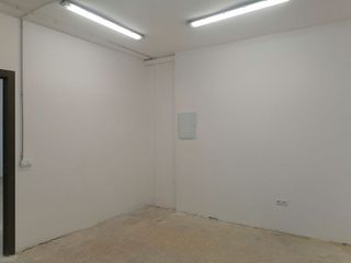 Local comercial en alquiler en Gavarra en Cornellà de Llobregat