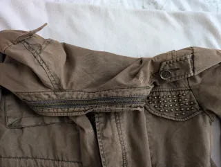 Cazadora Zara efecto desgastado