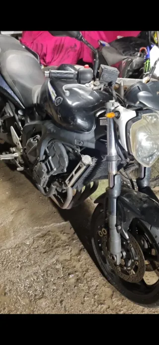 Yamaha FZ6