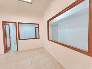 Local comercial en alquiler en La Arena en Gijón