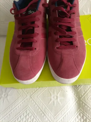 Adidas Neo Zapatillas Deportivas burdeos y blancas