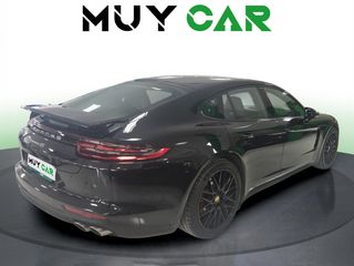 Porsche Panamera 4S 324 kW (440 CV)
