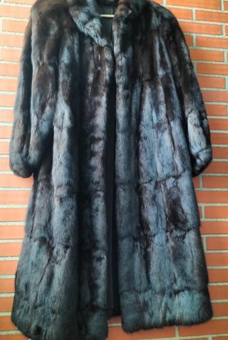 Abrigo de visón sintético