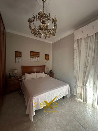 Chalet en venta en Carmona