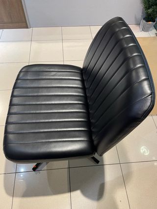 Silla giratoria diseño nórdico negra