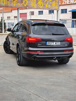 Audi Q7 2011