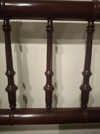 Cabecero de cama de madera