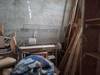 3 Jaulas para gallinas ponedoras.