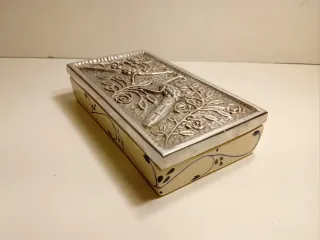 Caja cerámica con tapa de estaño macizo