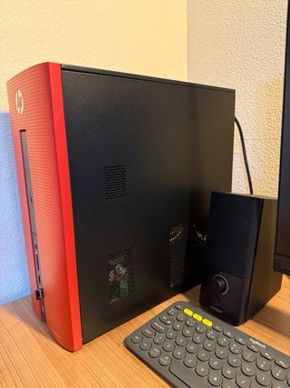 Ordenador HP Pavilion i5 + Altavoces Bose+Teclado