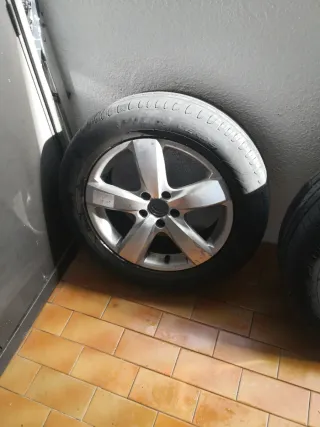 Llantas 17 Tiguan con Goma