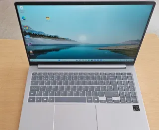 Samsung Galaxy Book4 Edge