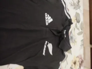 Camiseta Kappa Negra y Amarilla