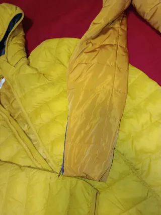 Chaqueta HM amarilla acolchada