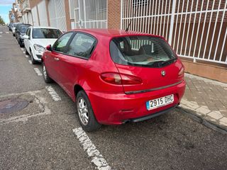 Alfa Romeo 147 2005
