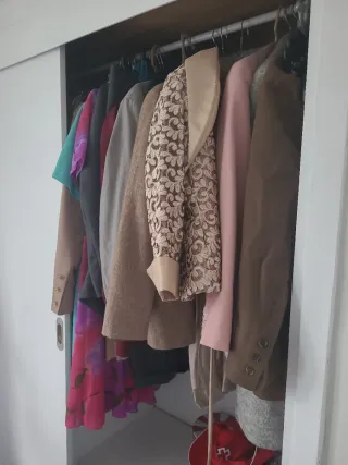 PRECIOS A NEGOCIAR EN BOLSOS, TRAJES Y ZAPATOS