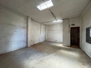 Local comercial en venta en El Llano en Gijón