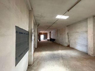 Local comercial en venta en El Llano en Gijón