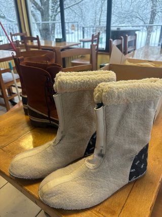 Botas Sorel Caribou Marrones y Negras