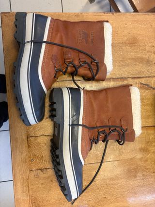 Botas Sorel Caribou Marrones y Negras